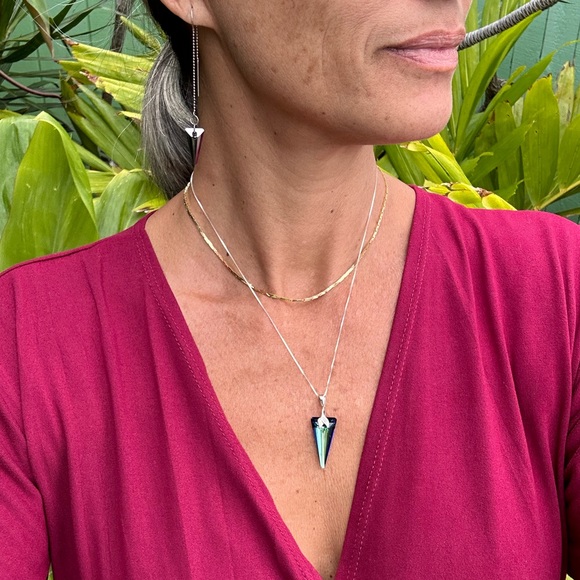 403. Spike Bermuda Blue pendant w/ 18” SS Chain & matching threader earr… - Picture 4 of 8